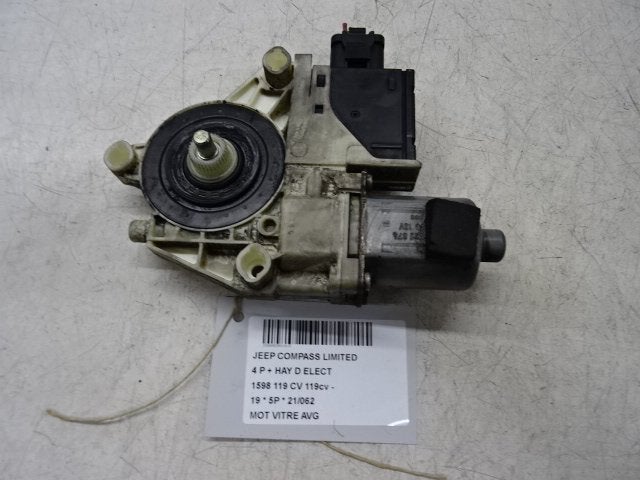 MOTEUR LEVE VITRE ELECTRIQUE AVANT GAUCHE Jeep Compass (MP), Utilisé, Avant, Jeep