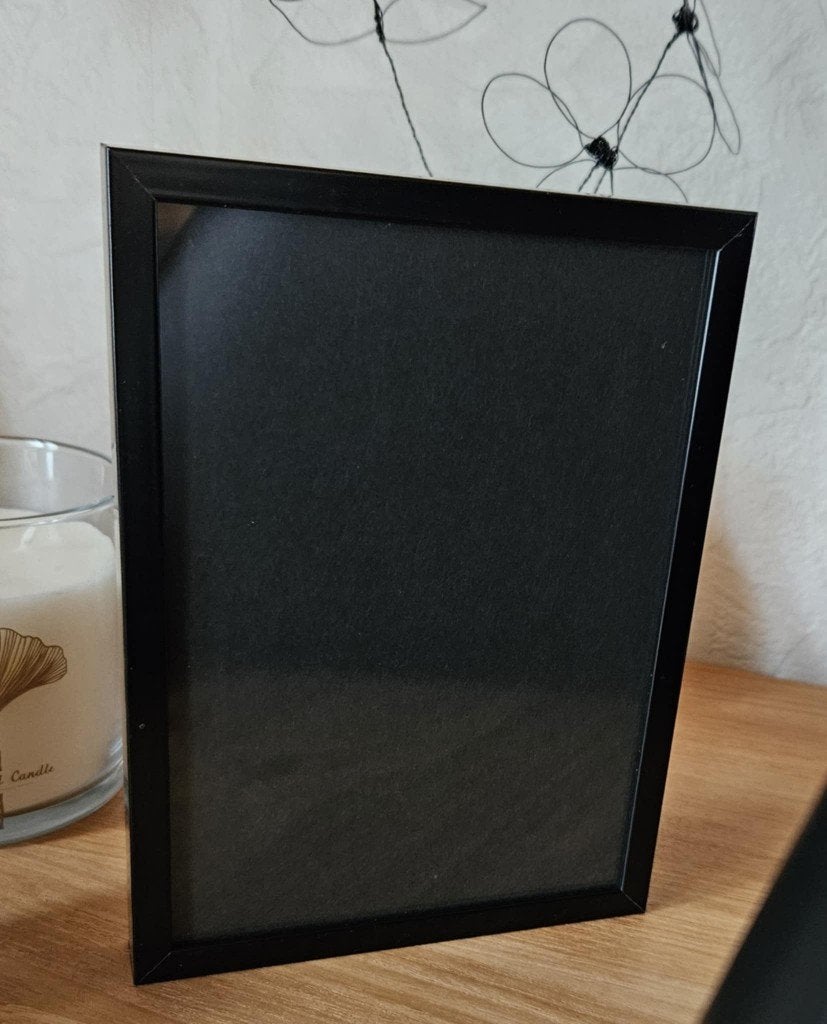 Cadre photo en métal noir 14 x 19 cm horizontal ou vertical, TV, Hi-fi & Vidéo, Photo | Cadres photo, Comme neuf, Cadre photo standard