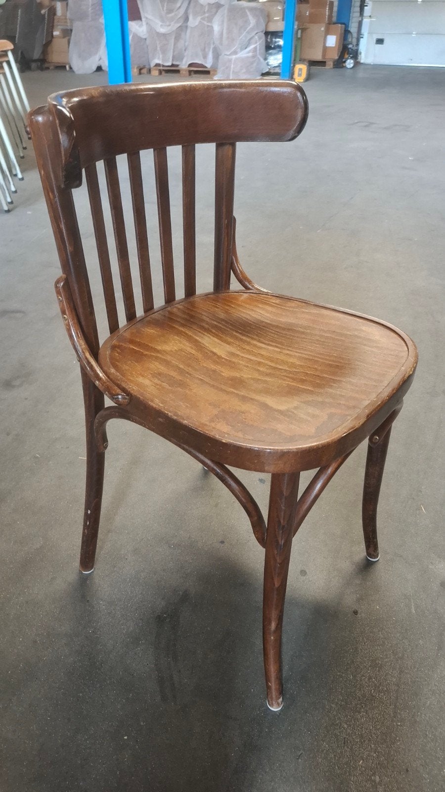 40 cafe bistro horeca thonet stoelen bruin gebogen hout lot, Gebruikt, Bruin, Ophalen of Verzenden, Vijf, Zes of meer stoelen