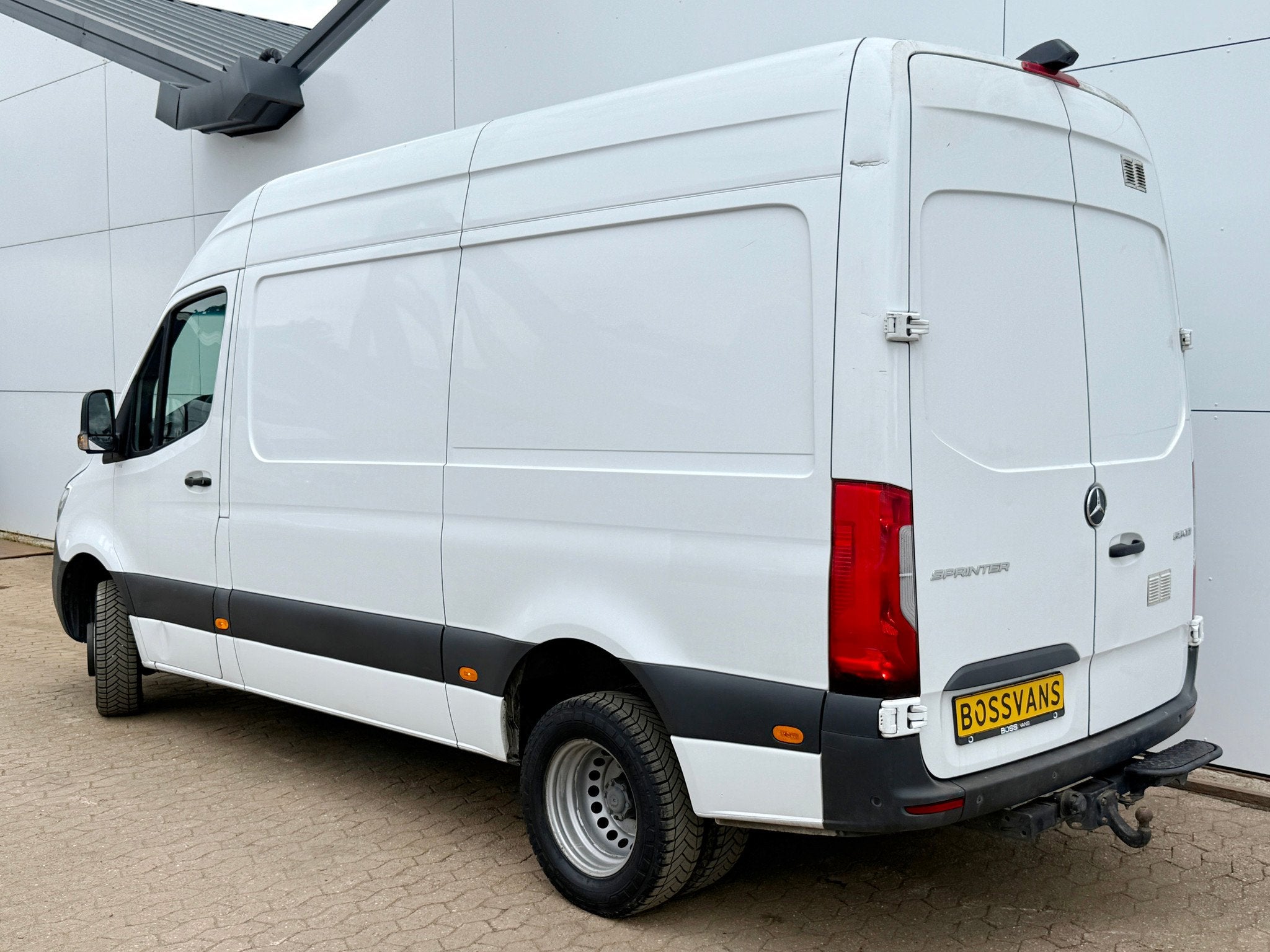 L2H2 Dubbellucht 10 Inch MBUX 3,5t Trekhaak Climate Control, Gebruikt, Euro 6, 4 cilinders, 360° camera