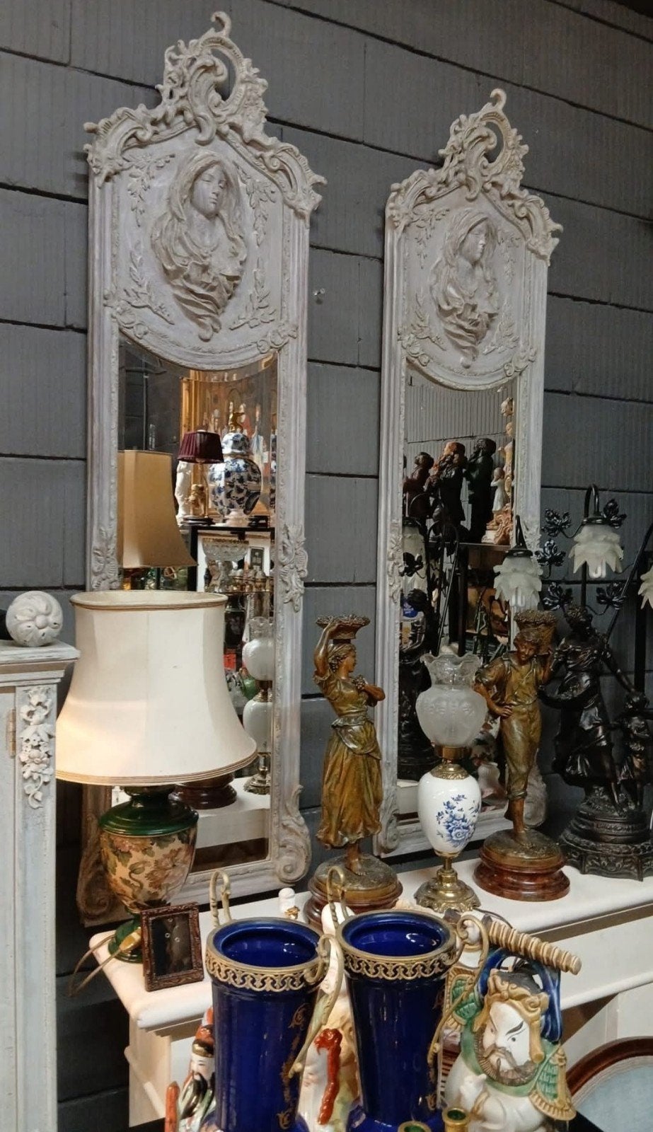 Prachtige betonlook passpiegel set met Madonna amulet
Met fa, Ophalen
