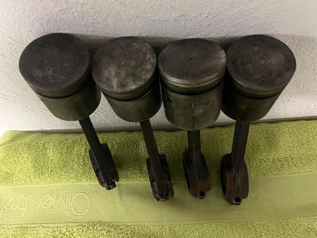 ENSEMBLE PISTONS / BIELLES DAUPHINE GORDINI, Enlèvement, Utilisé, Renault