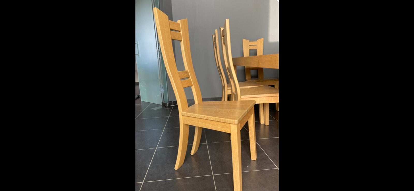 Chaises chêne massif très robustes, Maison & Meubles, Intemporel, Comme neuf, Enlèvement, Cinq, Six Chaises ou plus