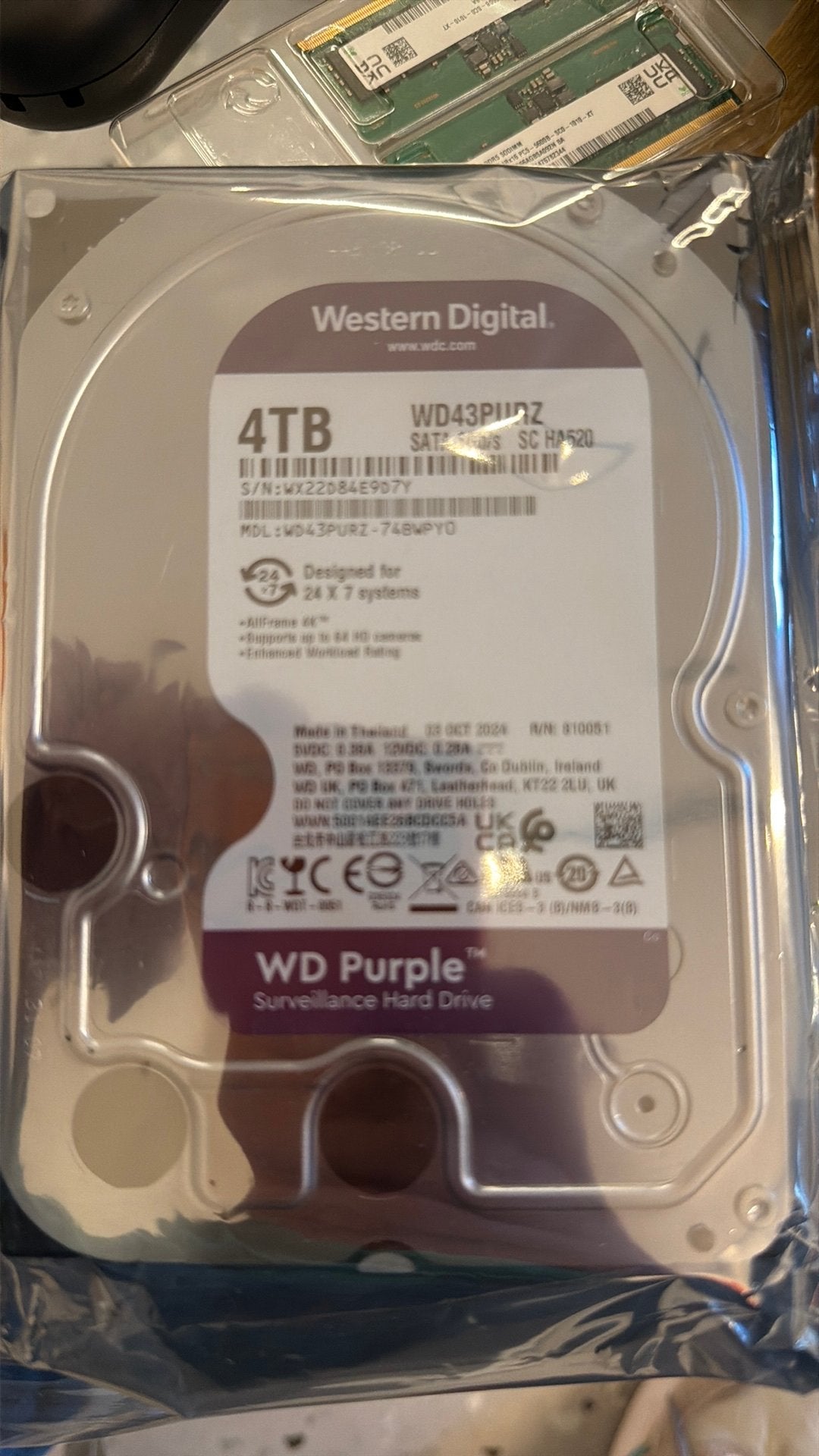 WD Purple 4 To (WD43PURZ)disque surveillance 3,5” SATA, neuf, Ophalen of Verzenden, Nieuw, SATA