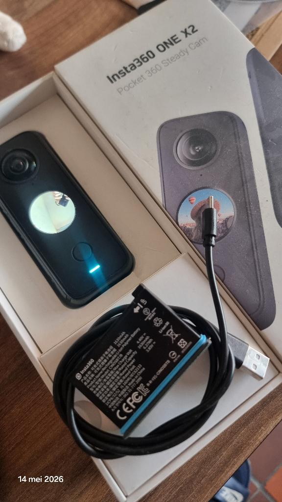 Insta 360 x 2, Enlèvement ou Envoi, Utilisé, Autres marques