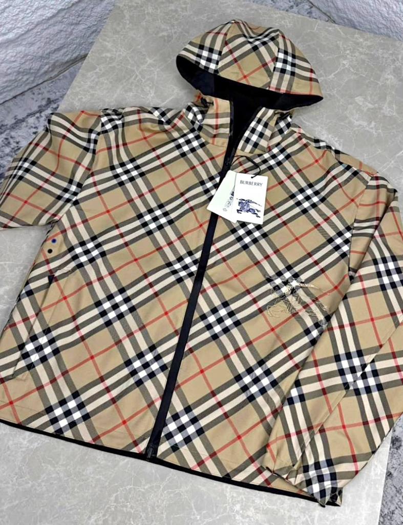 Burberry jas - M/L, Kleding | Heren, Ophalen of Verzenden, Zo goed als nieuw, Maat 48/50 (M), Overige kleuren
