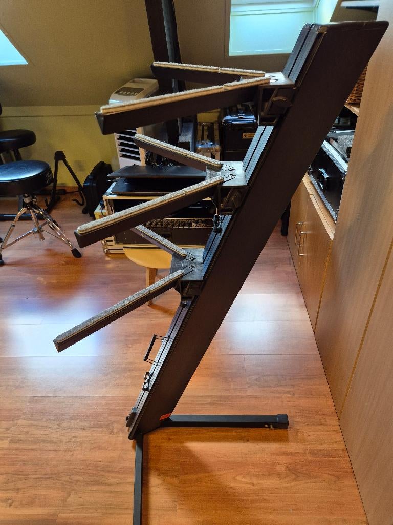 Support pour synthétiseur/clavier, Musique & Instruments, Enlèvement, Utilisé, Pied pour instrument, Clavier ou Synthétiseur