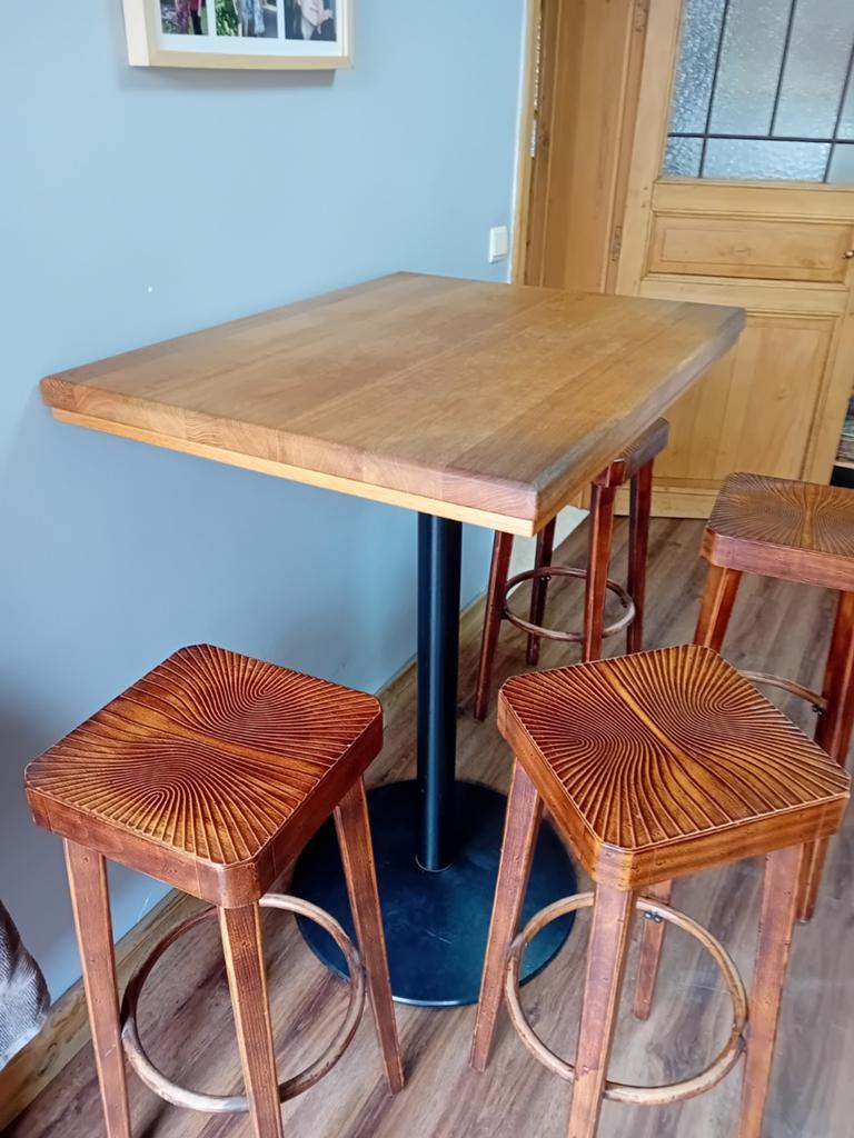 Hoog bar tafel met 4 stoelen., Ophalen