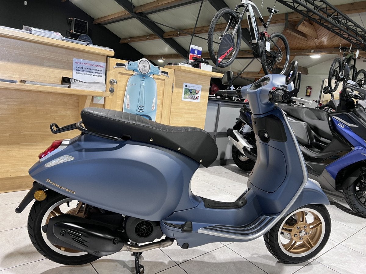 Vespa Primavera 125 Officina 8, Motoren, Scooter, Bedrijf, 125 cc, 11 kW of minder