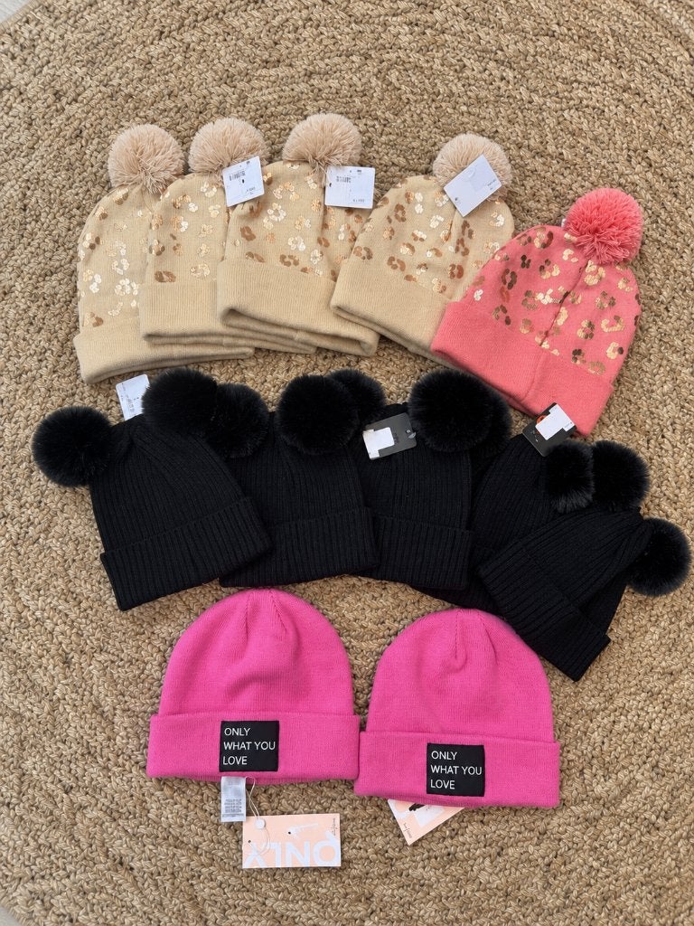 Lot van 12 nieuwe meisjes mutsen, Ophalen of Verzenden, Nieuw, Meisje, Muts