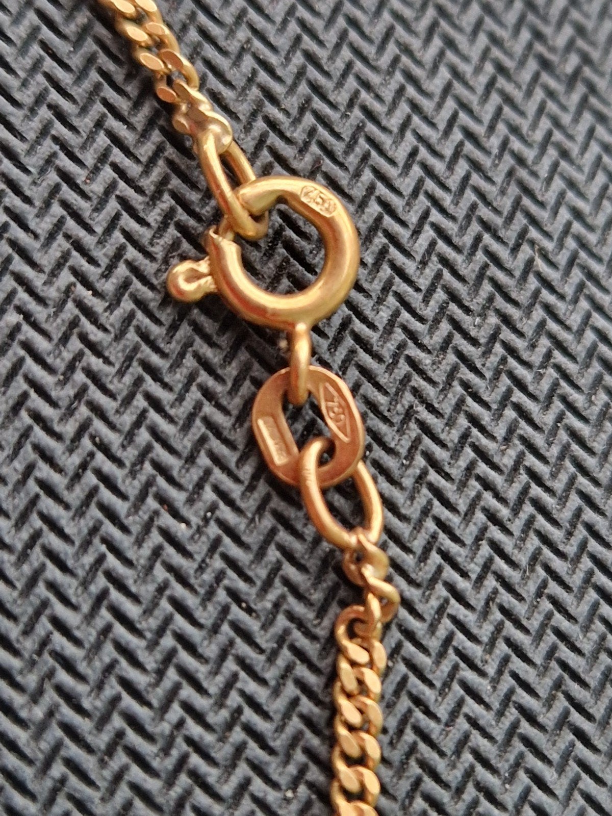 Croix en or 18 carats, Enlèvement ou Envoi, Or