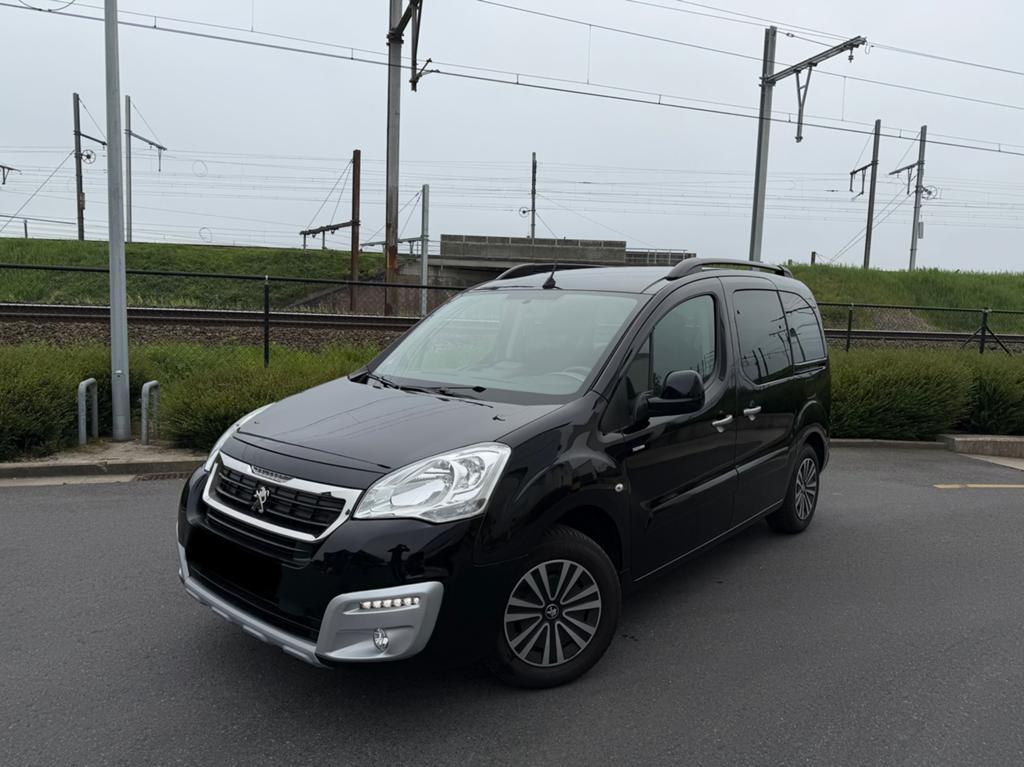 Peugeot Partner Tepee, STYLE, Auto's, Monovolume, Zwart, Handgeschakeld, 5 deurs
