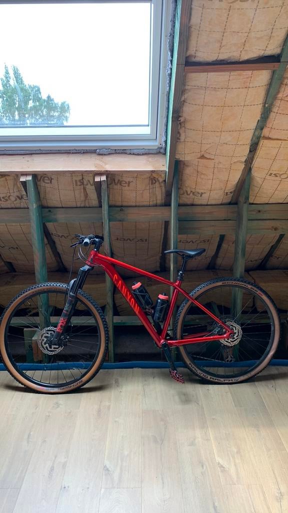 Canyon SL8.0 Ferrari red - hardtail - upgrades - lage prijs, Fietsen en Brommers, Hardtail, Ophalen, Zo goed als nieuw