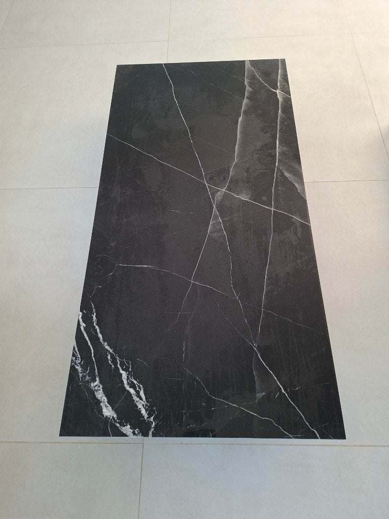 Salontafel met metalen onderstel, Huis en Inrichting, Ophalen