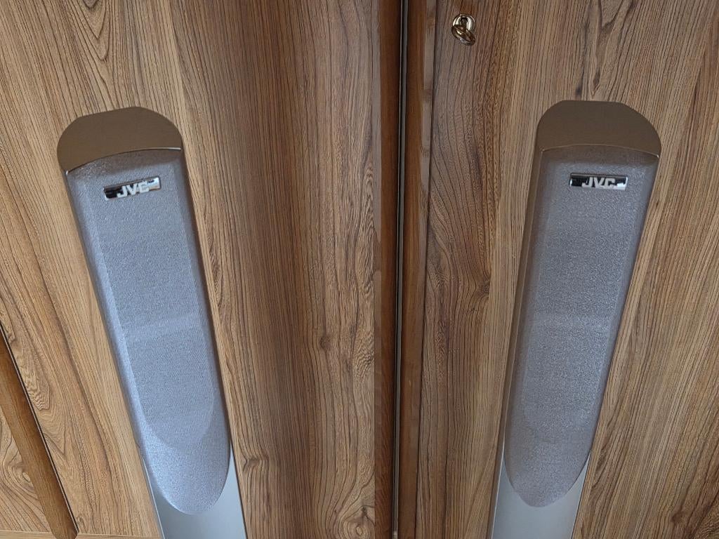JVC Staande speakers in perfecte  staat, JVC, 60 à 120 watts, Comme neuf, Enlèvement