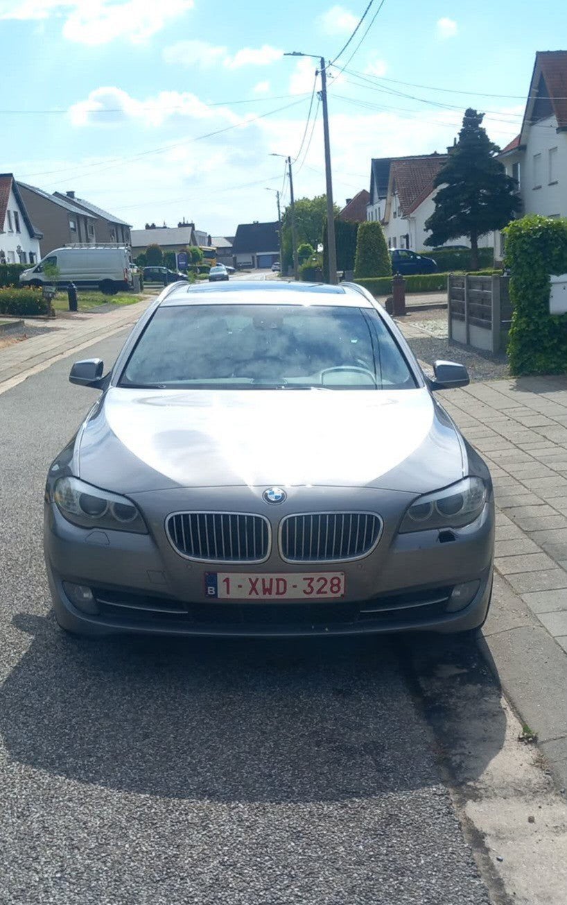 bmw 520d EXPORT KOPLAMP IS STUK!!!, Auto's, BMW, Automaat, Euro 5, Achterwielaandrijving, Bedrijf