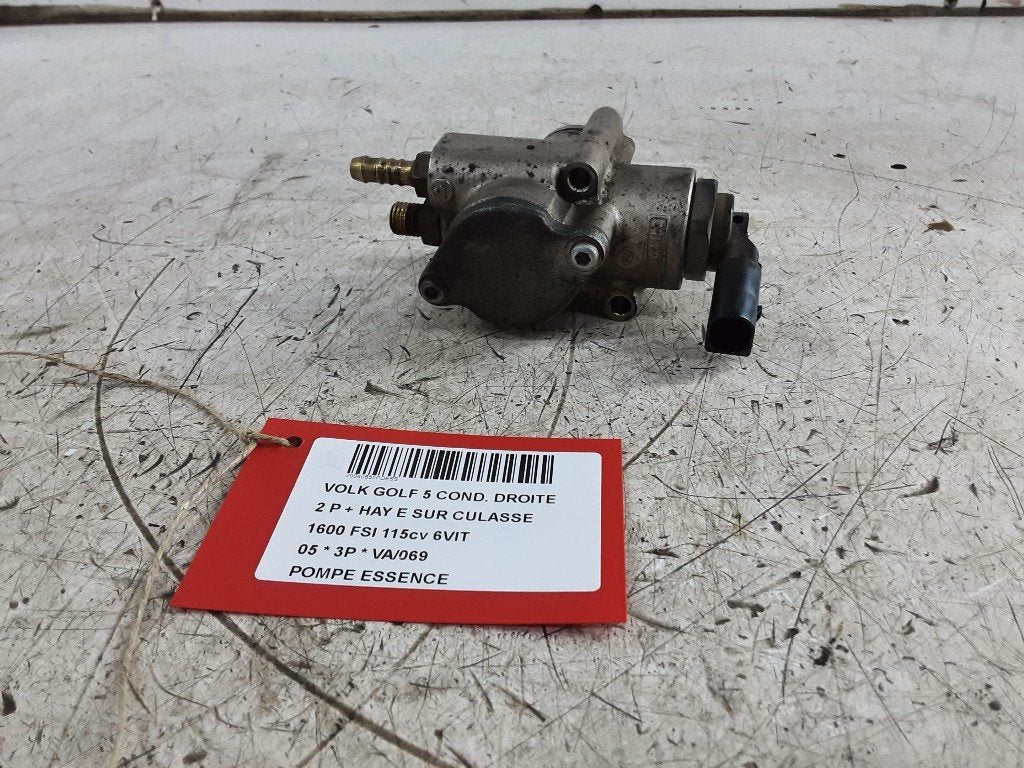 POMPE CARBURANT C Volkswagen Golf V (1K1) (02-2001/12-2010), Volkswagen, Volkswagen AG, Utilisé, Kundenbetreuung@volkswagen.de