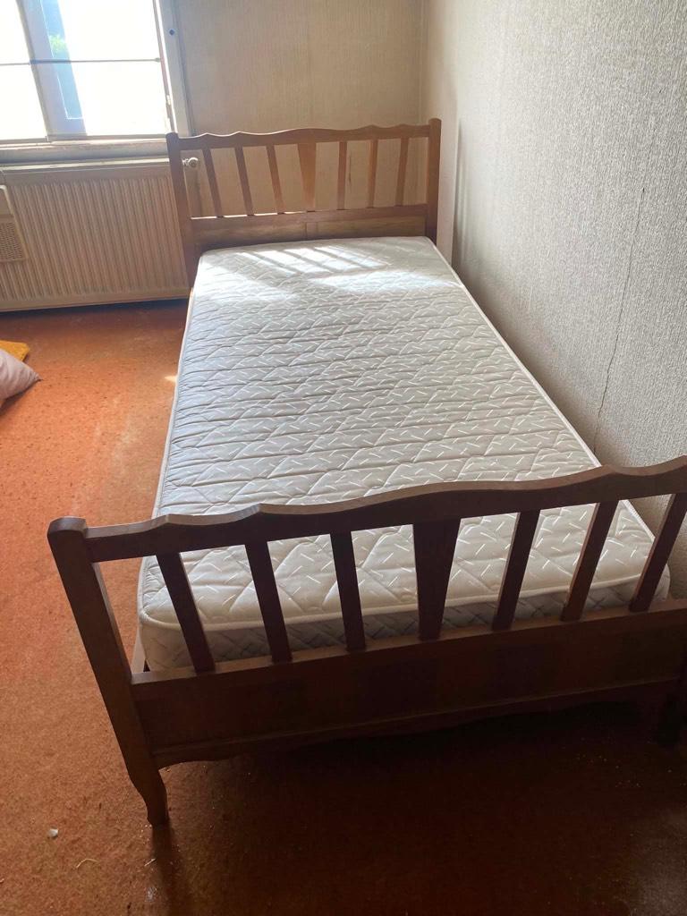 Bed, Huis en Inrichting, Slaapkamer | Bedden, Ophalen, Eenpersoons, Bruin, Vintage