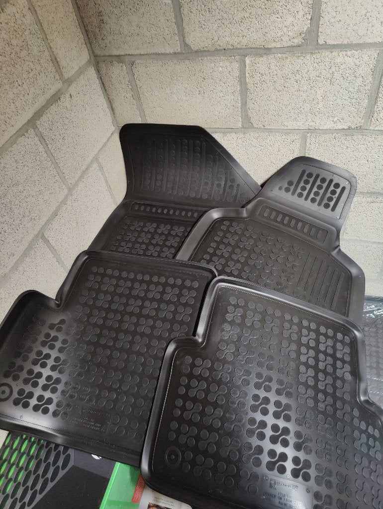 Set de tapis en caoutchouc pour Citroën C5, Enlèvement ou Envoi