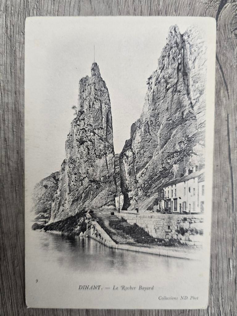 Carte postale Dinant, Le rocher Bayard, Enlèvement ou Envoi
