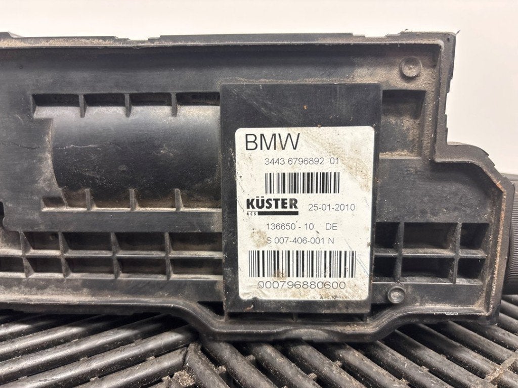 ORDINATEUR FREIN A MAIN BMW 7 serie (F01 / 02 / 03 / 04), Utilisé, BMW, Petuelring 130
80809  München, DE, Bayerische Motoren Werke AG