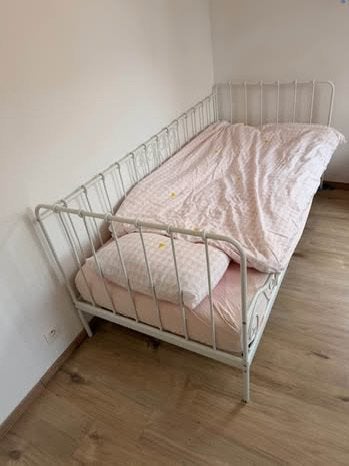 1-persoonsbed 90x200 met lattenbodem en matras, Antiek en Kunst, Ophalen