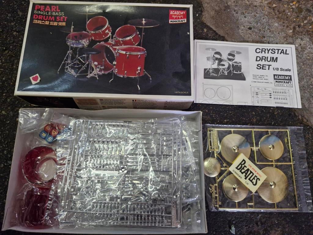 Kit de maquettes vintage Pearl 2101 Academy Minicraft, Enlèvement