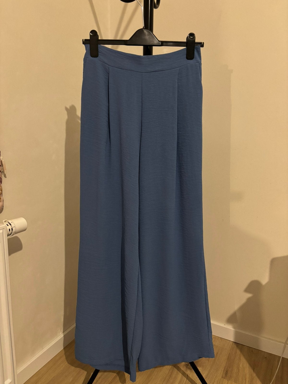 Losse broek Lolaliza maat 38, Kleding | Dames, Maat 38/40 (M), Blauw, Nieuw, Ophalen of Verzenden