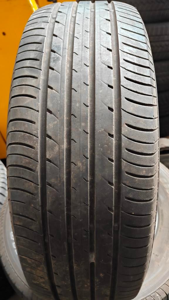 225/60r17 215/60r17 215/65r17 235/65r17 235/50r17, Enlèvement ou Envoi
