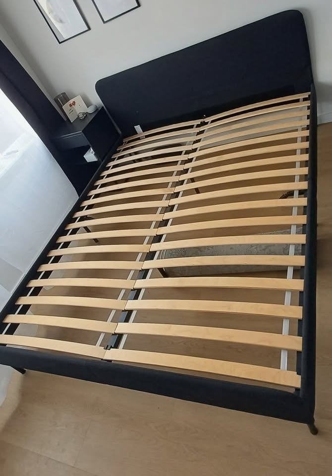 IKEA SLATTUM Bed 160x200 cm, Huis en Inrichting, Ophalen, Zwart, Tweepersoons, Zo goed als nieuw