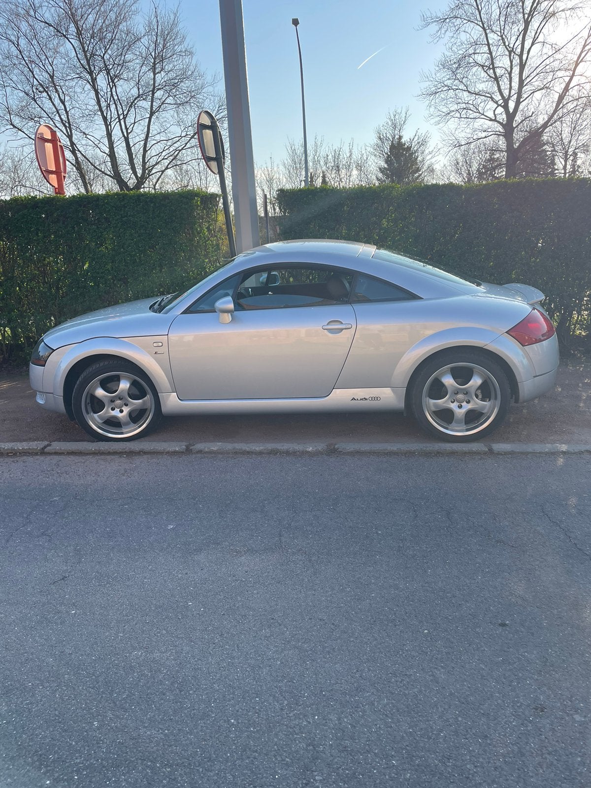 Audi TT, Voorwielaandrijving, Elektrische ramen, TT, Zwart