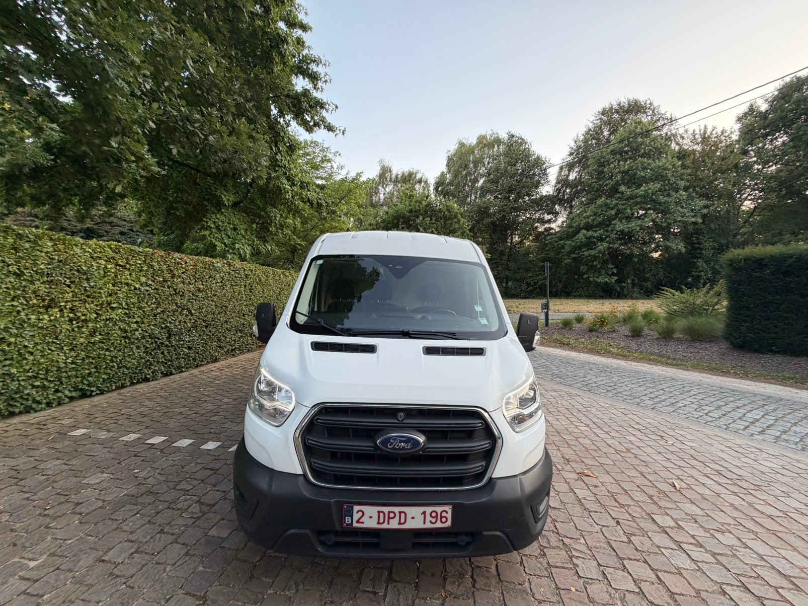 Ford Transit L2H2 99dkm met zetelverwarming, Auto's, Voorwielaandrijving, Dealer onderhouden, Stof, Wit
