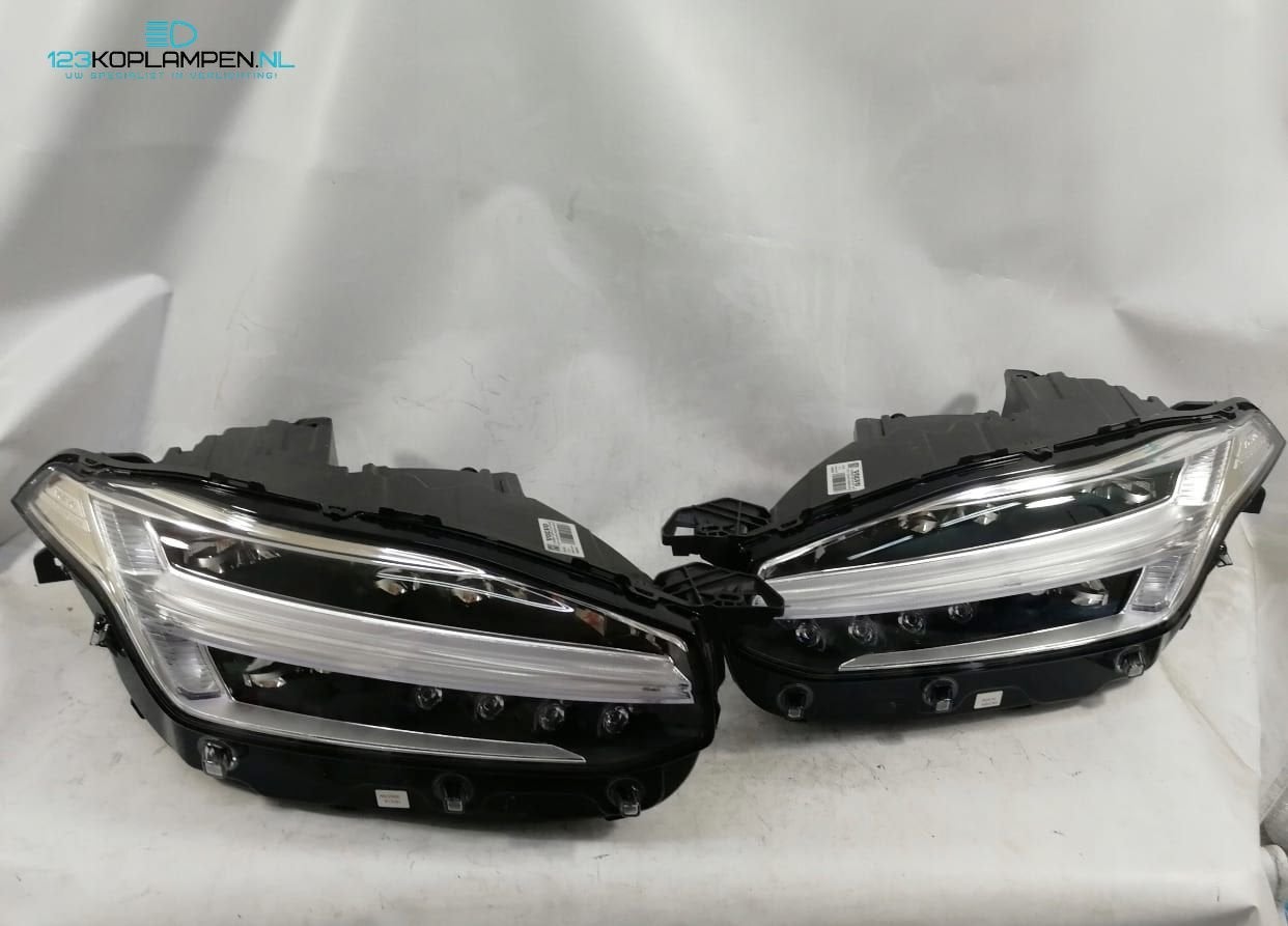 Volvo XC90 Full LED koplamp koplampen links rechts, Auto-onderdelen, Gebruikt, -, Verzenden, Volvo