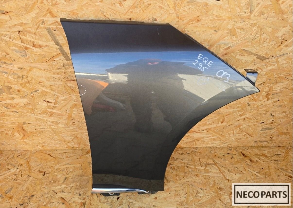 MERCEDES EQE W295 SPATBORD ZIJSCHERM RECHTS ORIGINEEL, Gebruikt, Ophalen of Verzenden, Achter, -