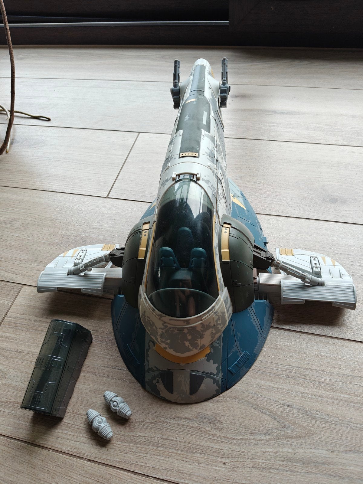 L'ascension de l'esclave de Boba Fett est terminée, Enlèvement ou Envoi