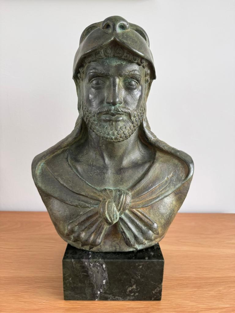 Bronzen buste Heracles/Hercules op natuurstenen sokkel, Antiek en Kunst, Ophalen, Brons