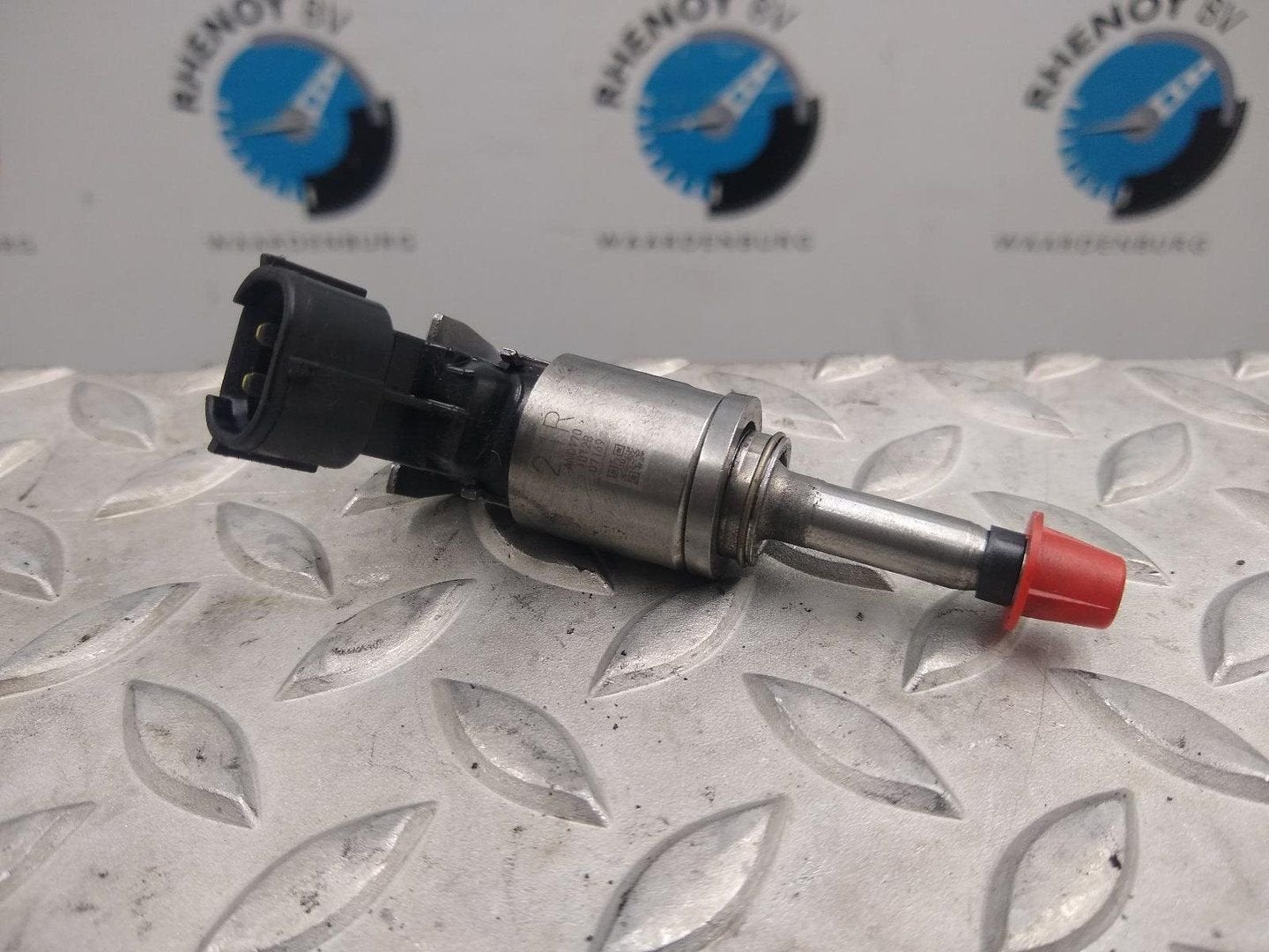 RENAULT MEGANE BRANDSTOF INJECTOR / VERSTUIVER 2016, Ophalen of Verzenden, Gebruikt, Stiba lid
