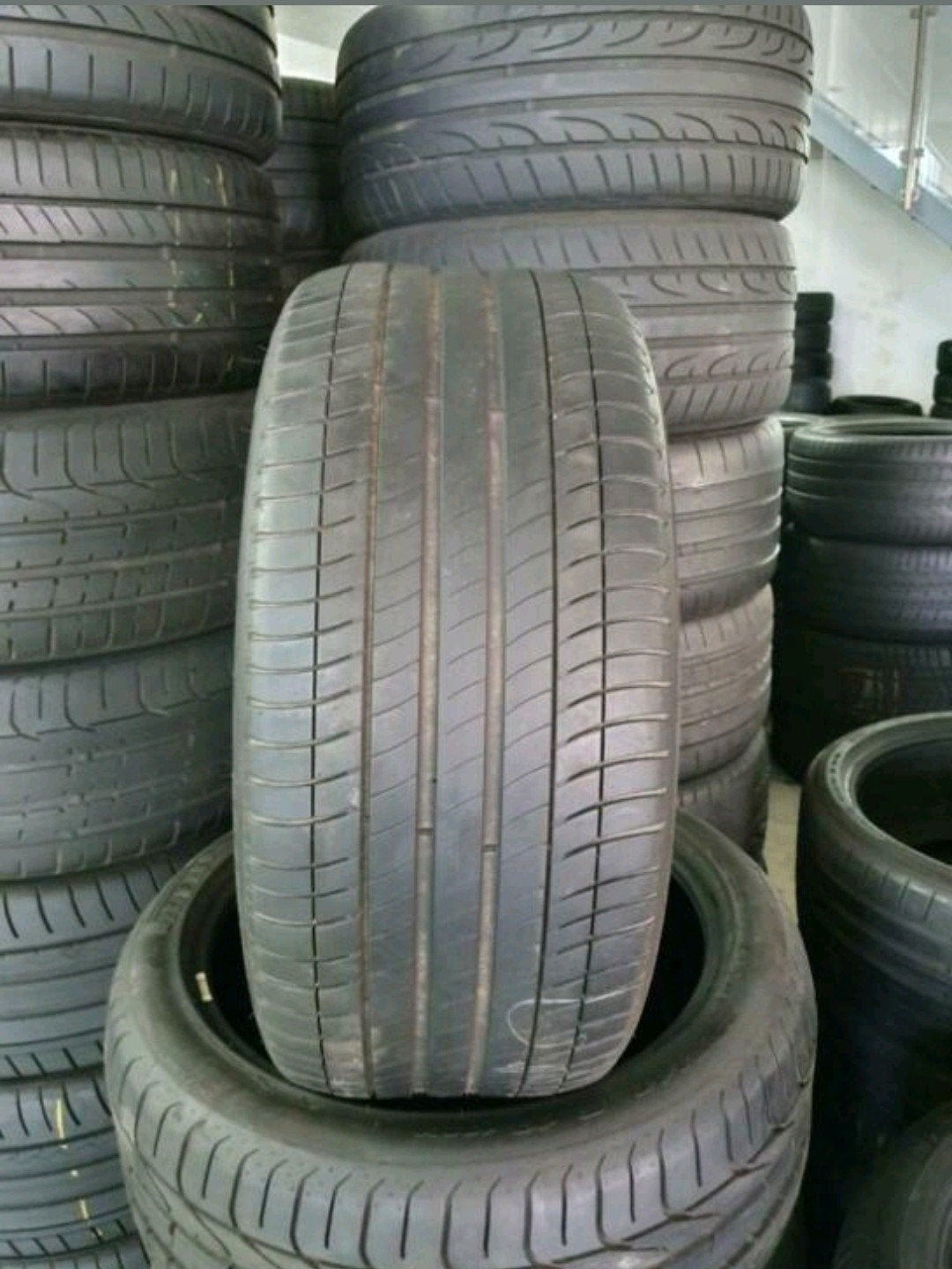 27540r19 275 40 r19 275/40/r19 Michelin avec montage