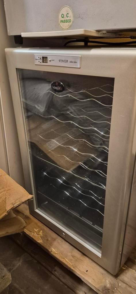 Cave a Vin VINILUX 65L, Electroménager, Congélateurs, Enlèvement