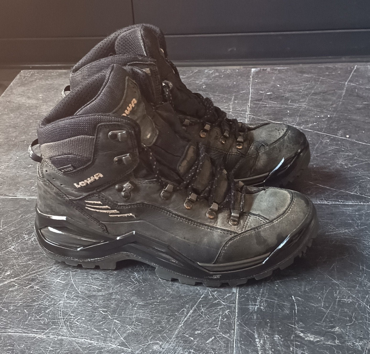 Chaussures de randonnée LOWA Renegade Evo GTX Mid, Enlèvement ou Envoi, Chaussures