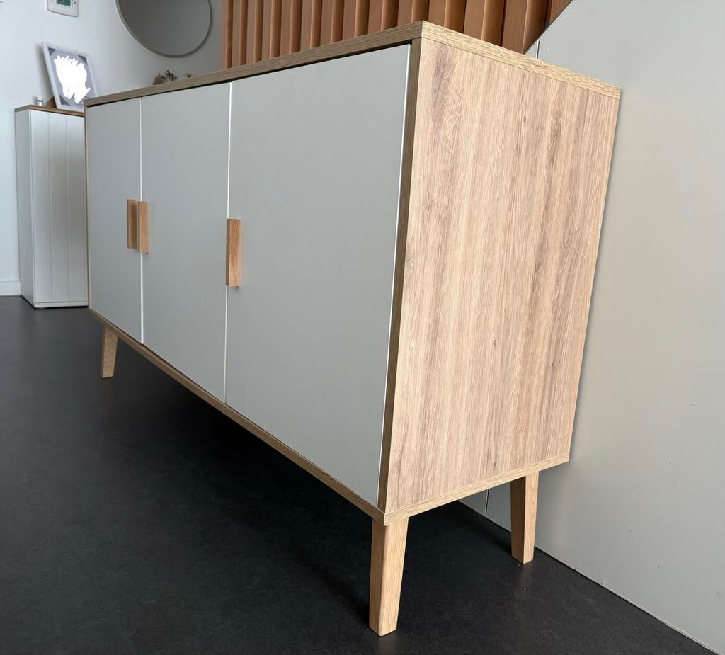 Modern houten en wit dressoir — strak design — goede staat, Huis en Inrichting, Kasten | Buffetkasten, Zo goed als nieuw, Ophalen of Verzenden