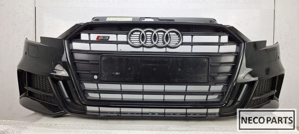 BUMPER AUDI A3 8V S3 FACELIFT S LINE SEDAN VOORBUMPER GRILL, Auto-onderdelen, Gebruikt, -, Achter, -
