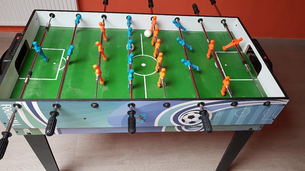 jeux de billard et football de table kicker, Enlèvement, Comme neuf