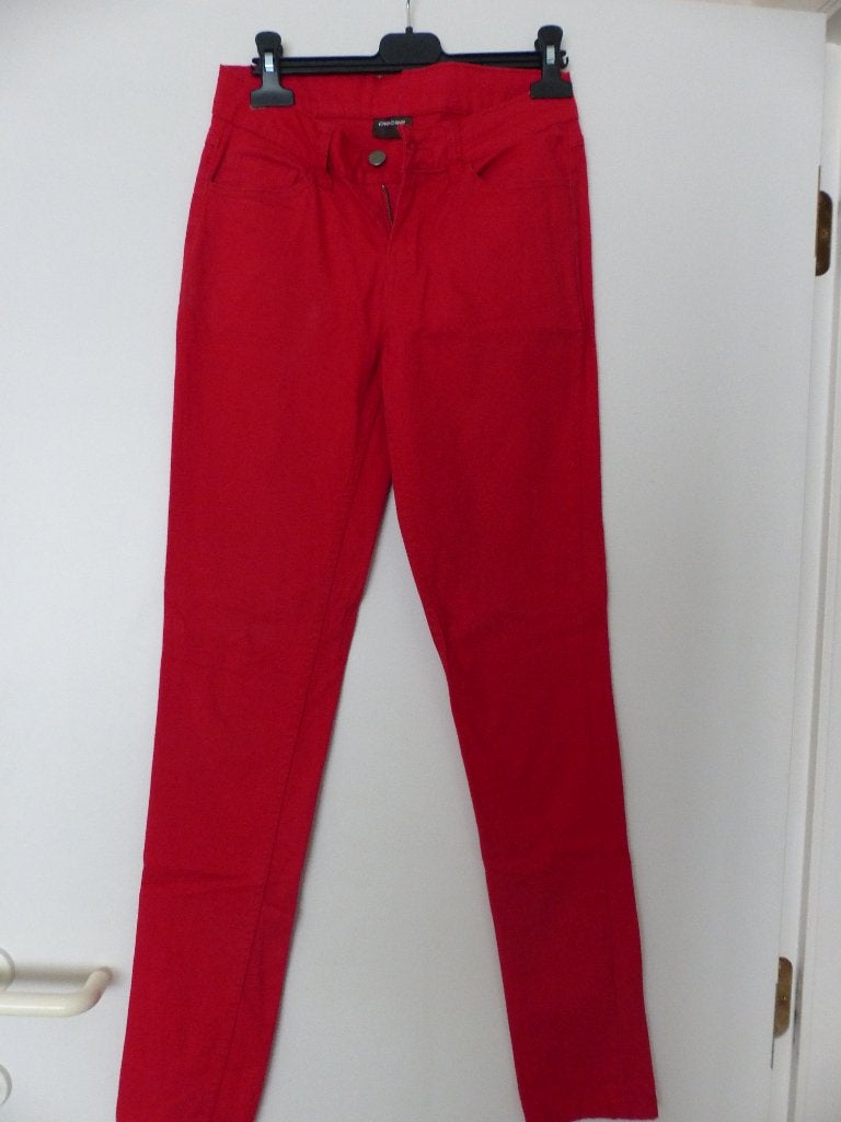 Rode skinny broek Pieces - maat small, Kleding | Dames, Broeken en Pantalons, Ophalen of Verzenden, Zo goed als nieuw, Maat 36 (S)