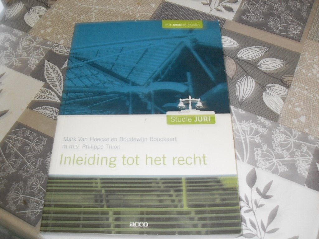 inleiding tot het recht, marc van hoecke, Boeken, Ophalen of Verzenden, Gelezen, Marc van hoecke