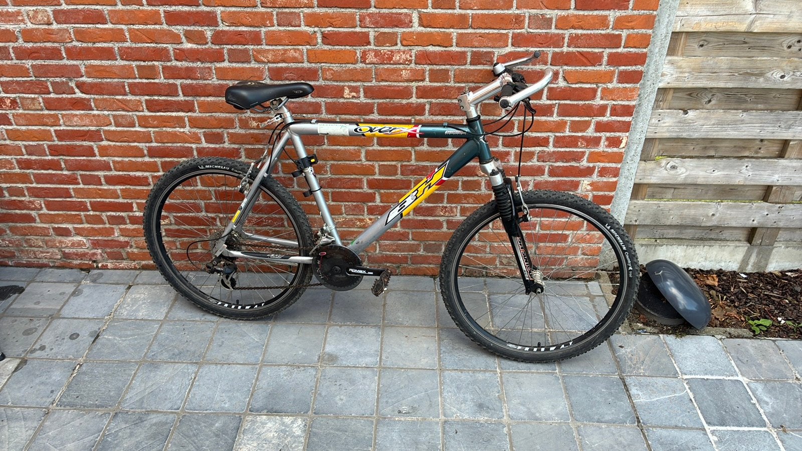 Mounttenbike BH met 24 versnellingen, Frein sur jante, Enlèvement, Utilisé, 61 à 65 cm