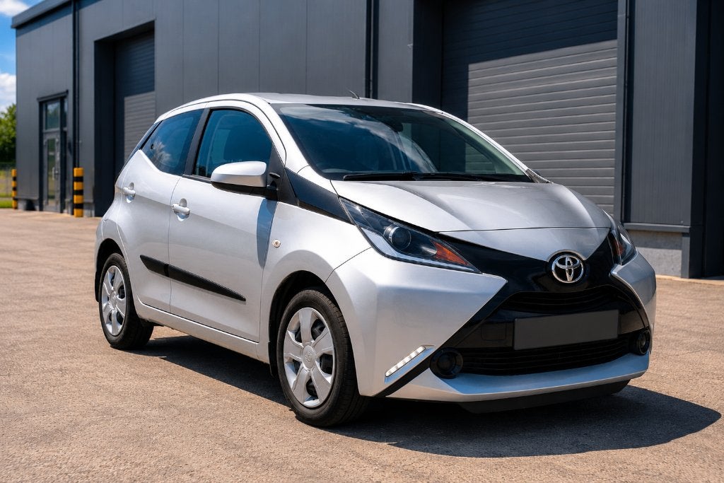 Toyota Aygo 1.0 VVT-i x-play | Seulement 67 700 km ! | Euro6, Autos, Toyota, Argent ou Gris, Achat, 998 cm³, Euro 6