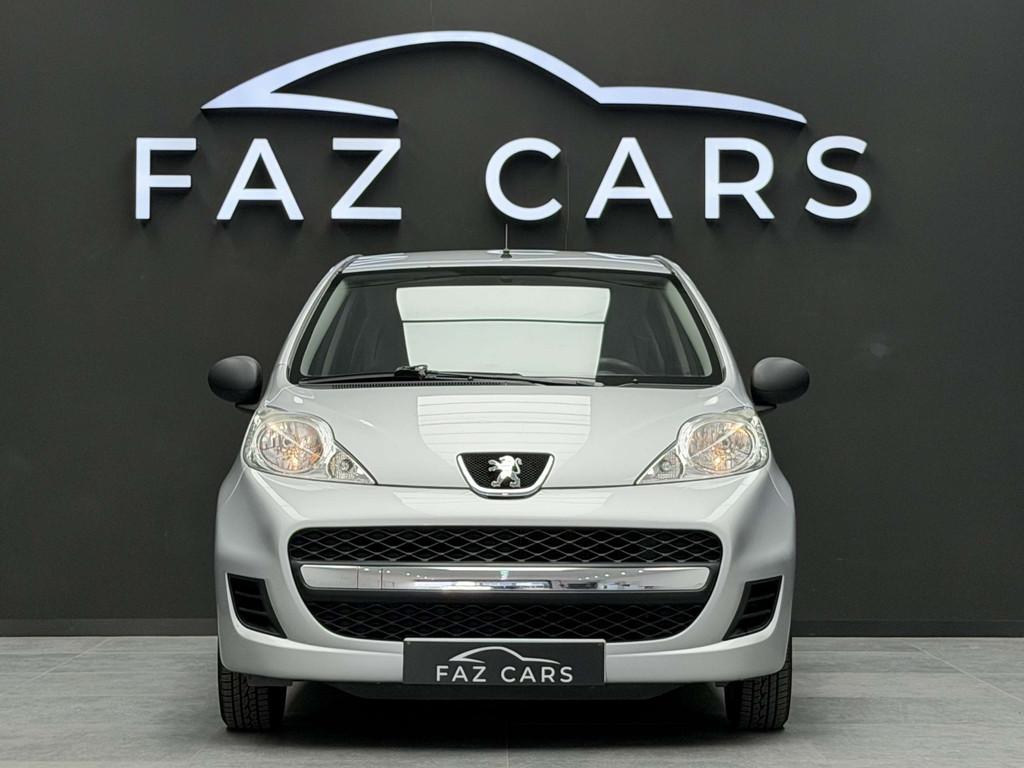 Peugeot 107 1.0i Trendy * RADIO&CD + PROPRE + GARANTIE *, Autos, Peugeot, 1190 kg, Argent ou Gris, Achat, Entreprise