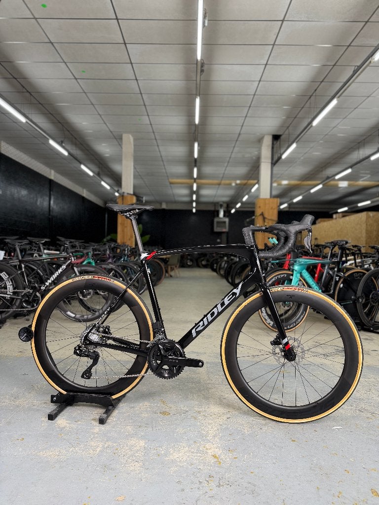 SHOWROOM Ridley Fenix SLiC Di2 Carbon Racefiets, Ophalen, Zo goed als nieuw