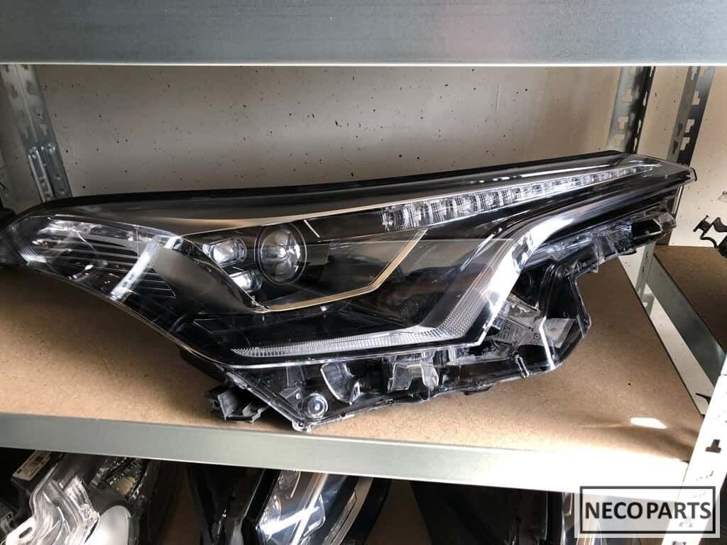 Toyota c-hr chr led vol led koplamp rechts en links geen xen, -, Toyota, Utilisé, -